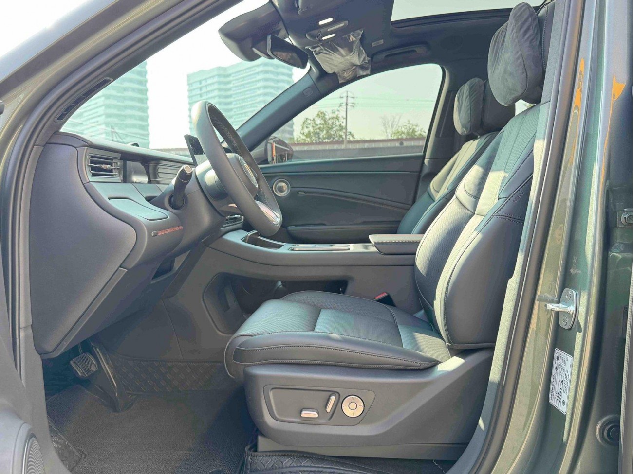 Hongqi HS6 2026