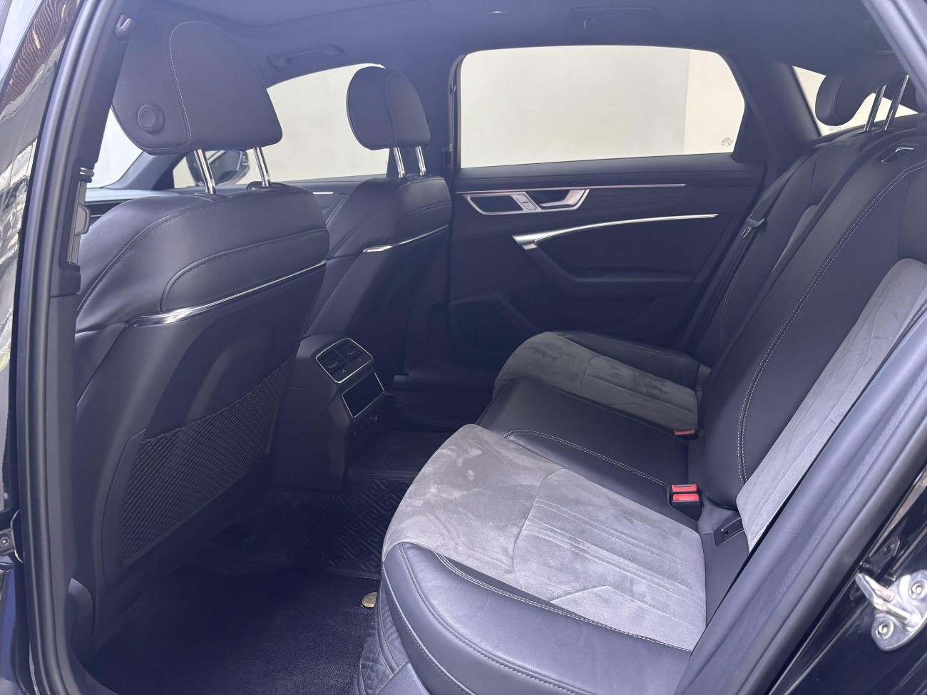 Audi A6L 45 TFSI 2023