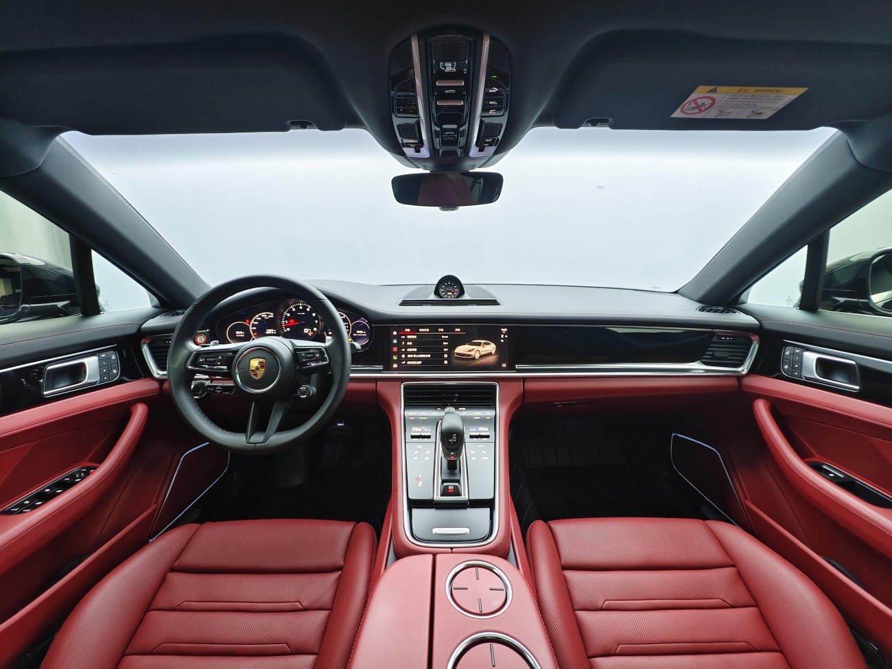 Porsche Panamera 2023