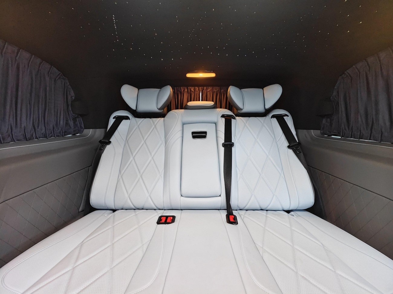 Mercedes-Benz 2023 2024