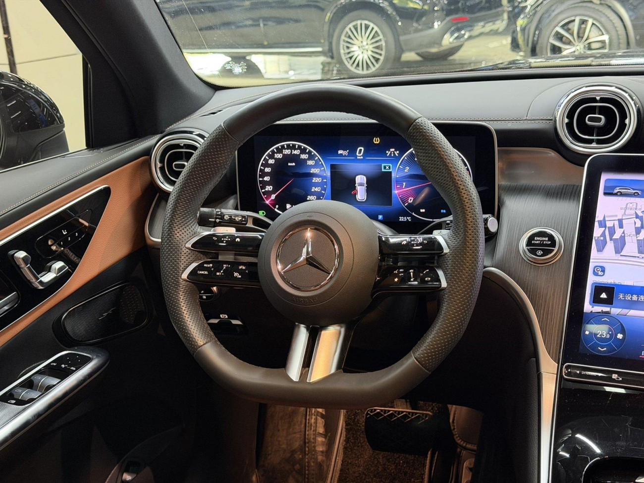 Mercedes-Benz GLC 260 L 2024