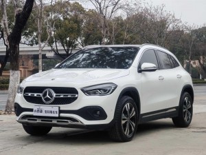 Mercedes-Benz GLA 200 2022