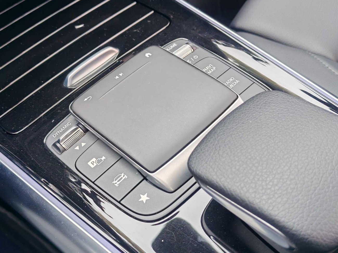 Mercedes-Benz GLA 200 2022