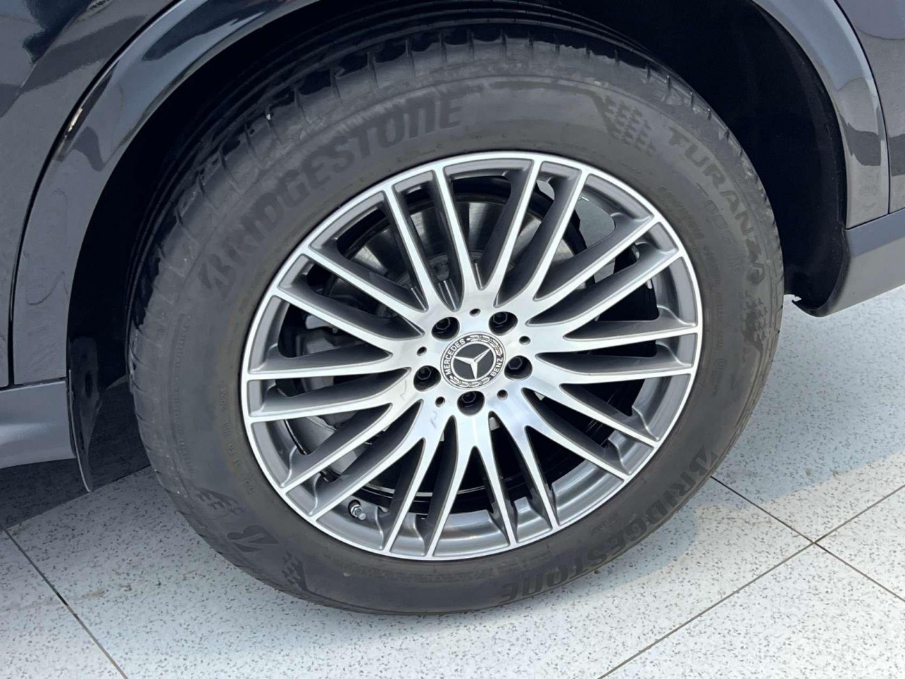 Mercedes-Benz GLC 300 L 2024