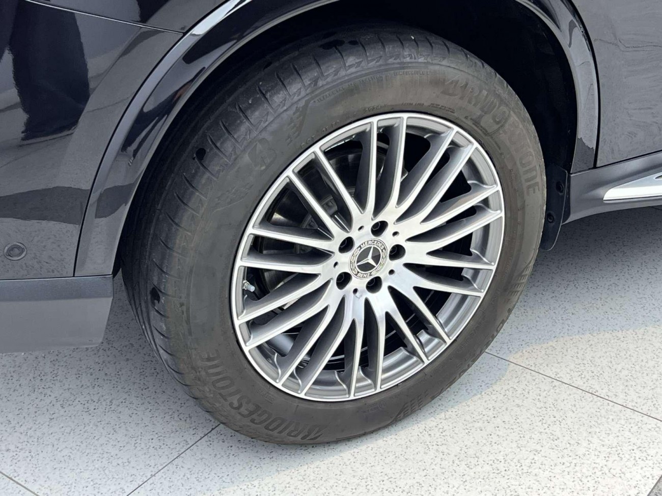 Mercedes-Benz GLC 300 L 2024