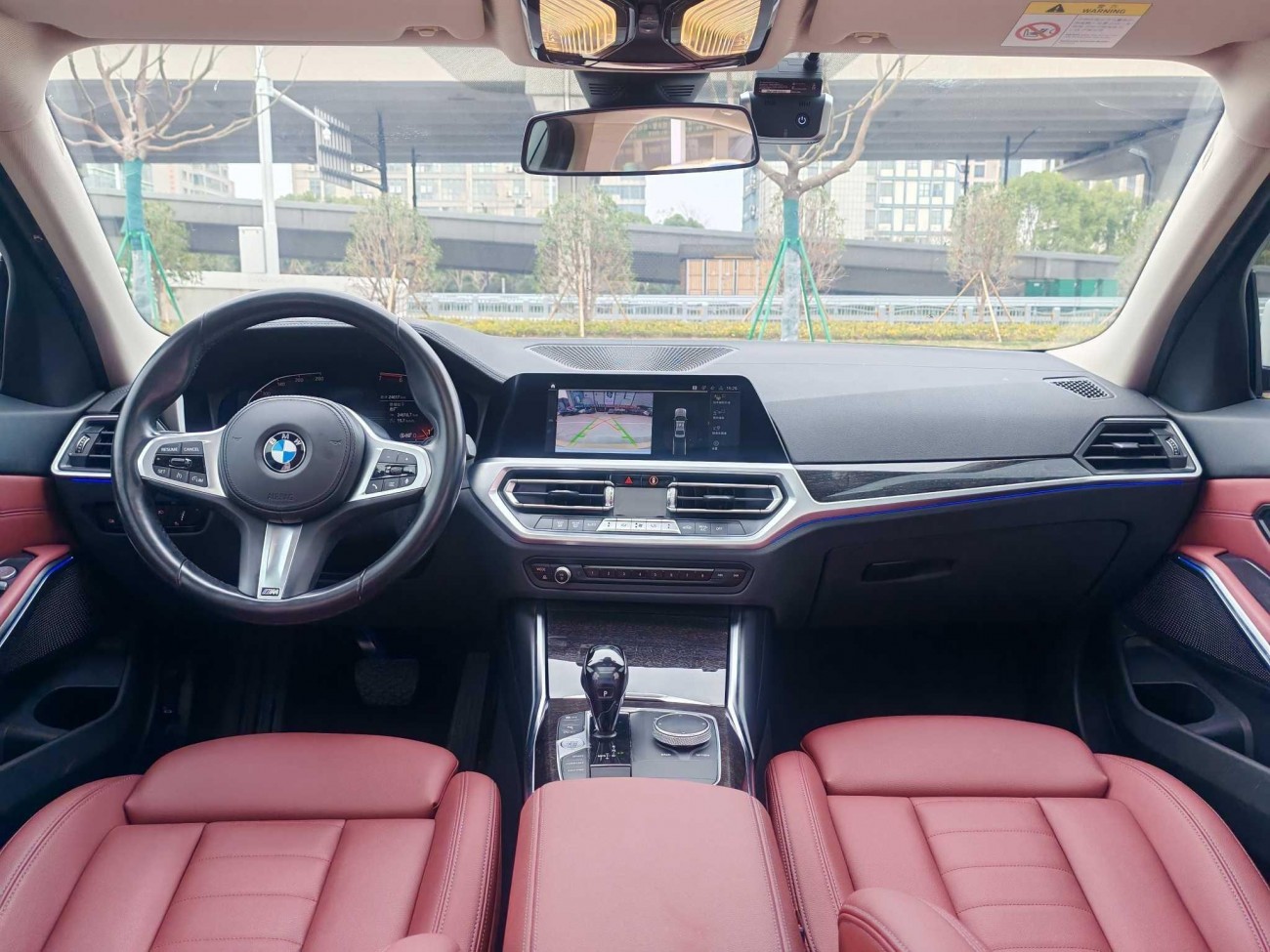 BMW 325Li 2021