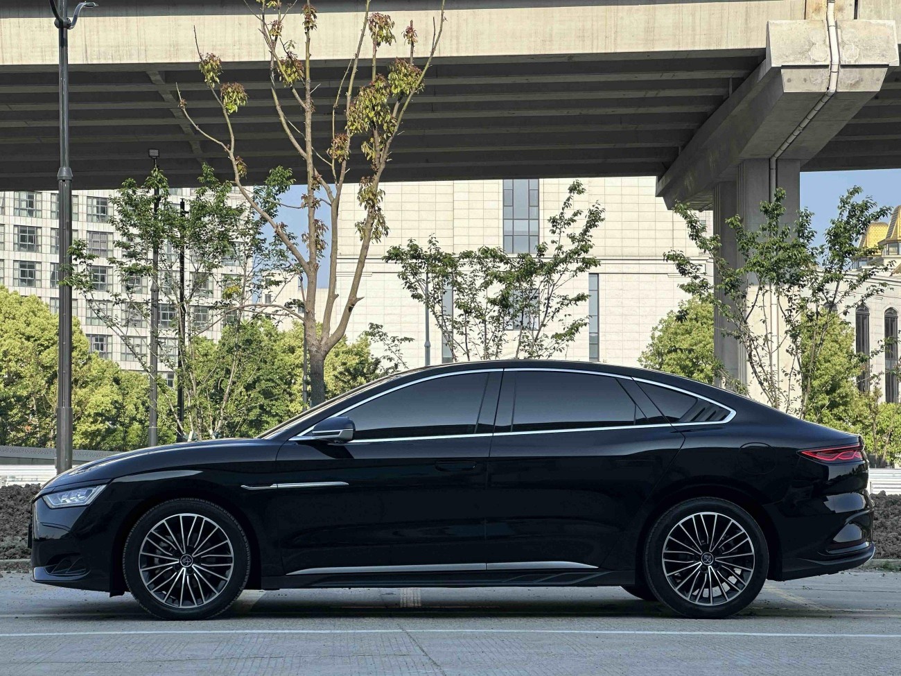 BYD Han 2022