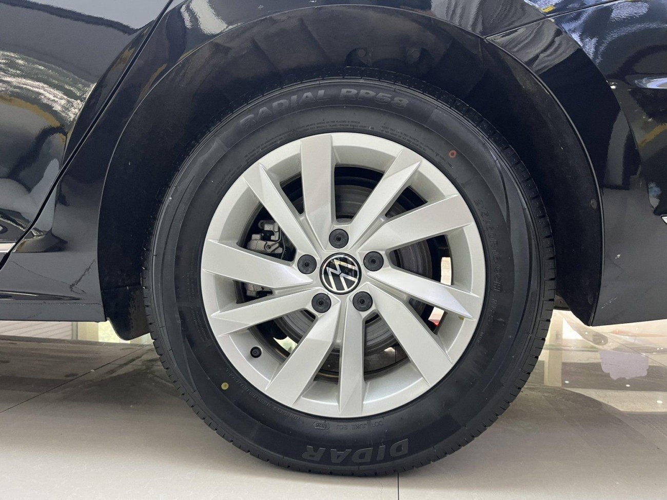 Volkswagen Passat 2023