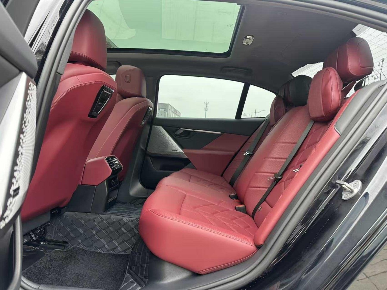 BMW 530Li 2024