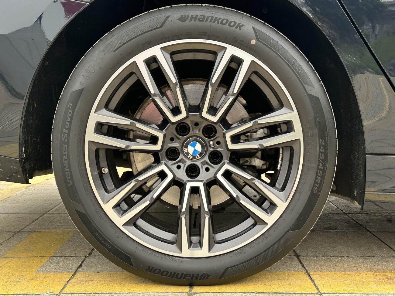 BMW 530Li 2024