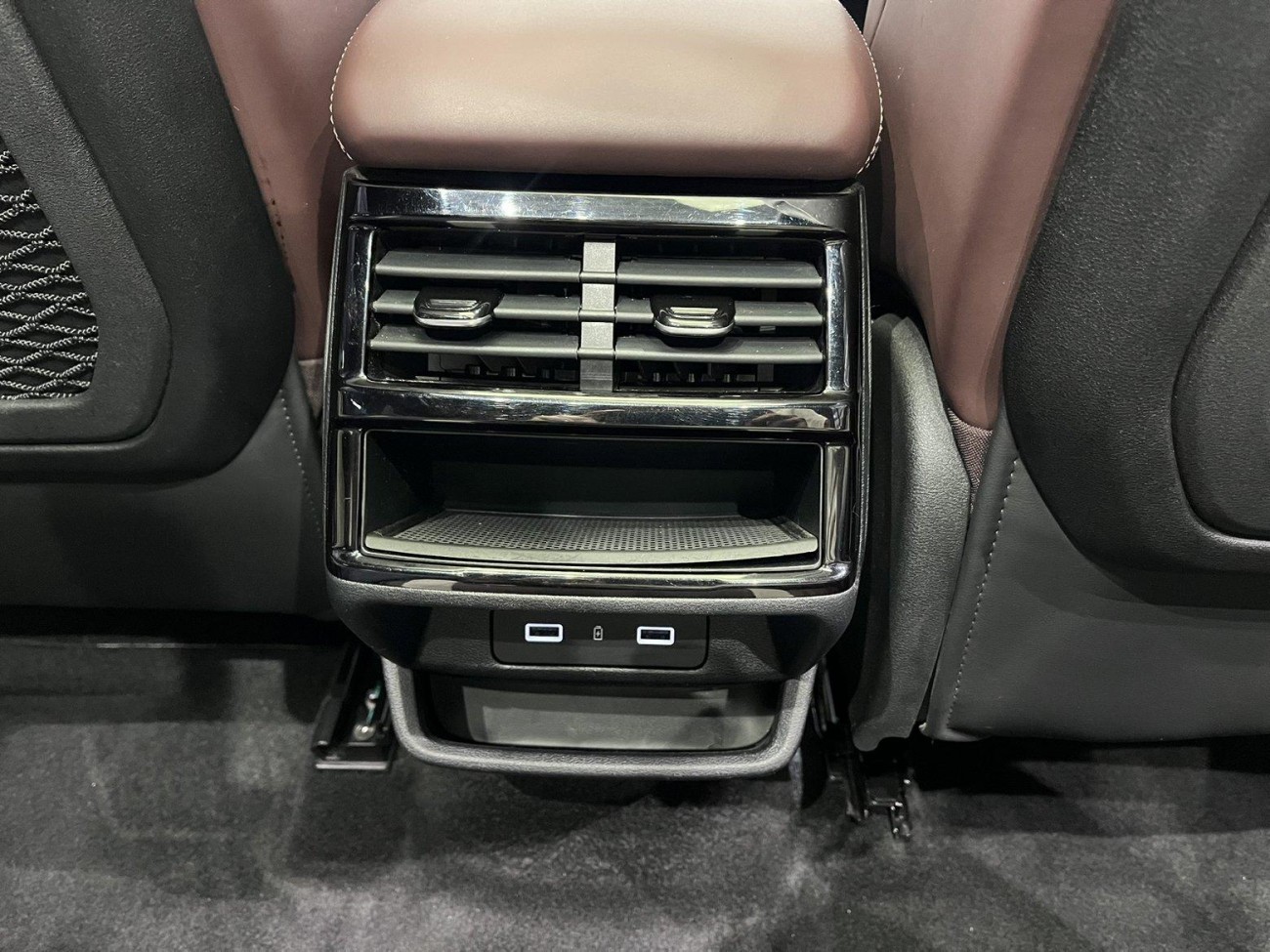 Geely Xingyue L 2024