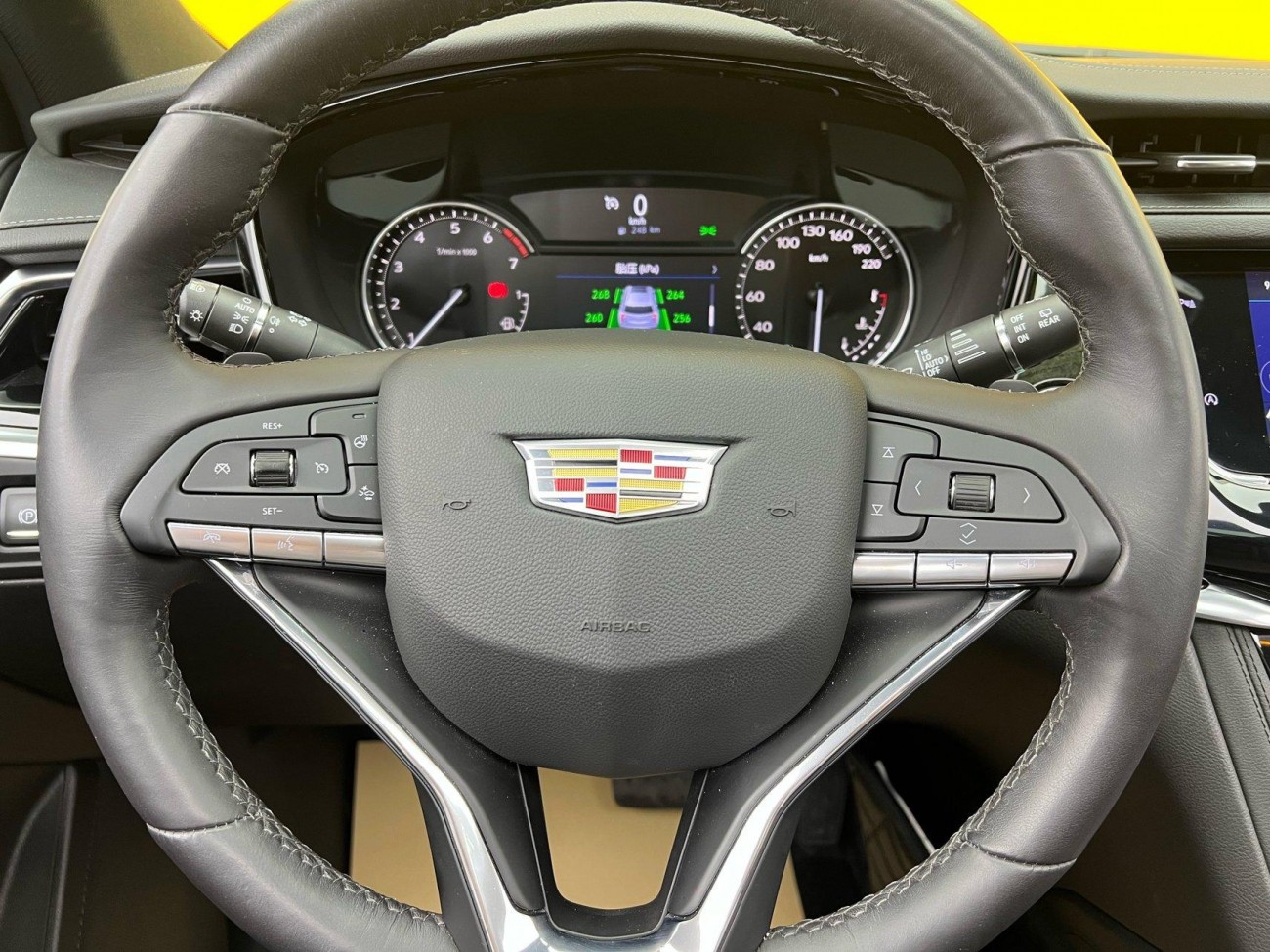 Cadillac XT6 2023