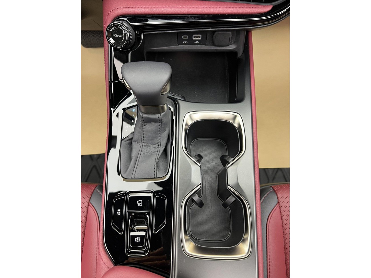 Lexus NX 200 2025