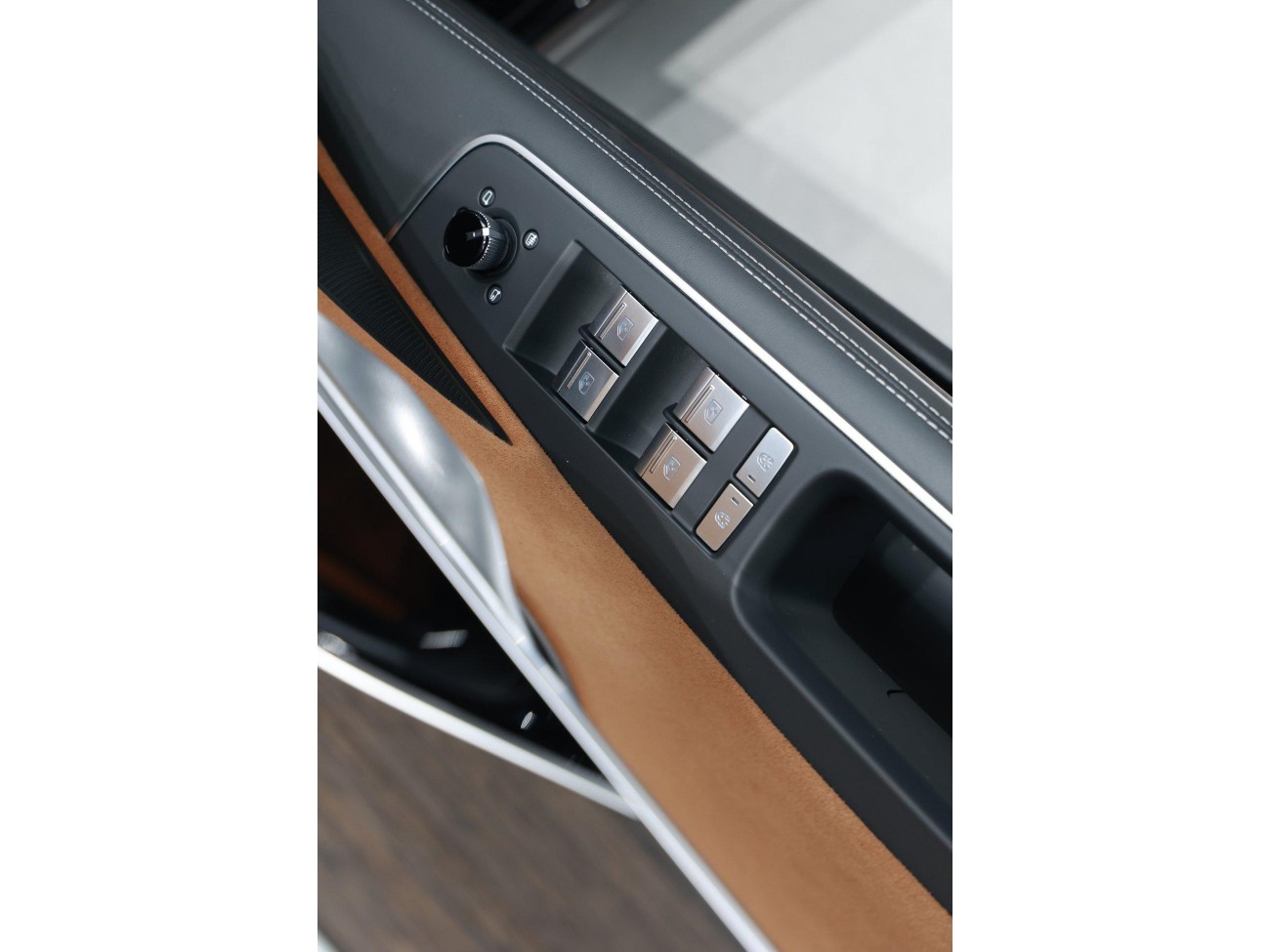 Audi A8L 55 TFSI 2024