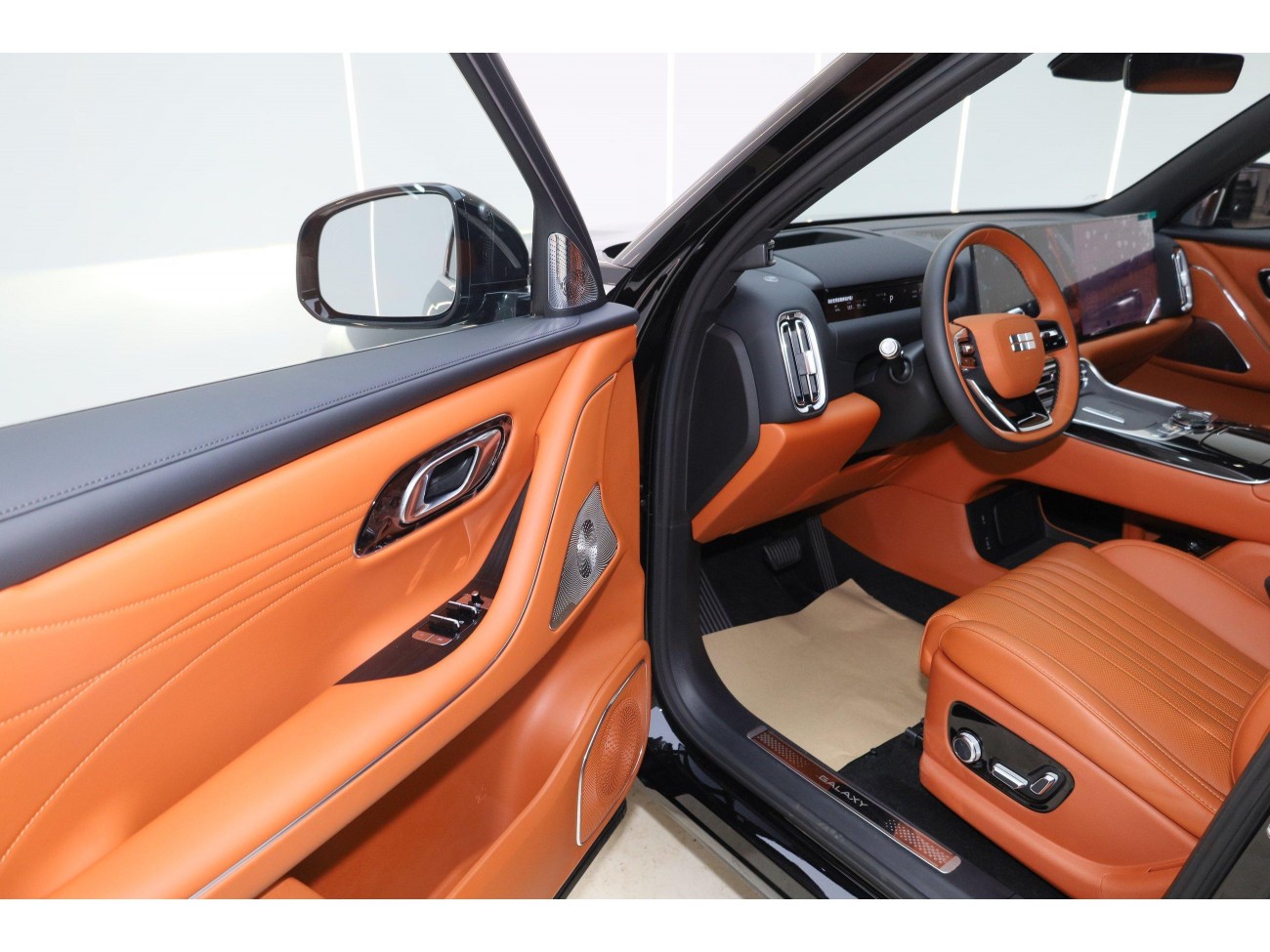 Geely Galaxy M9 2025