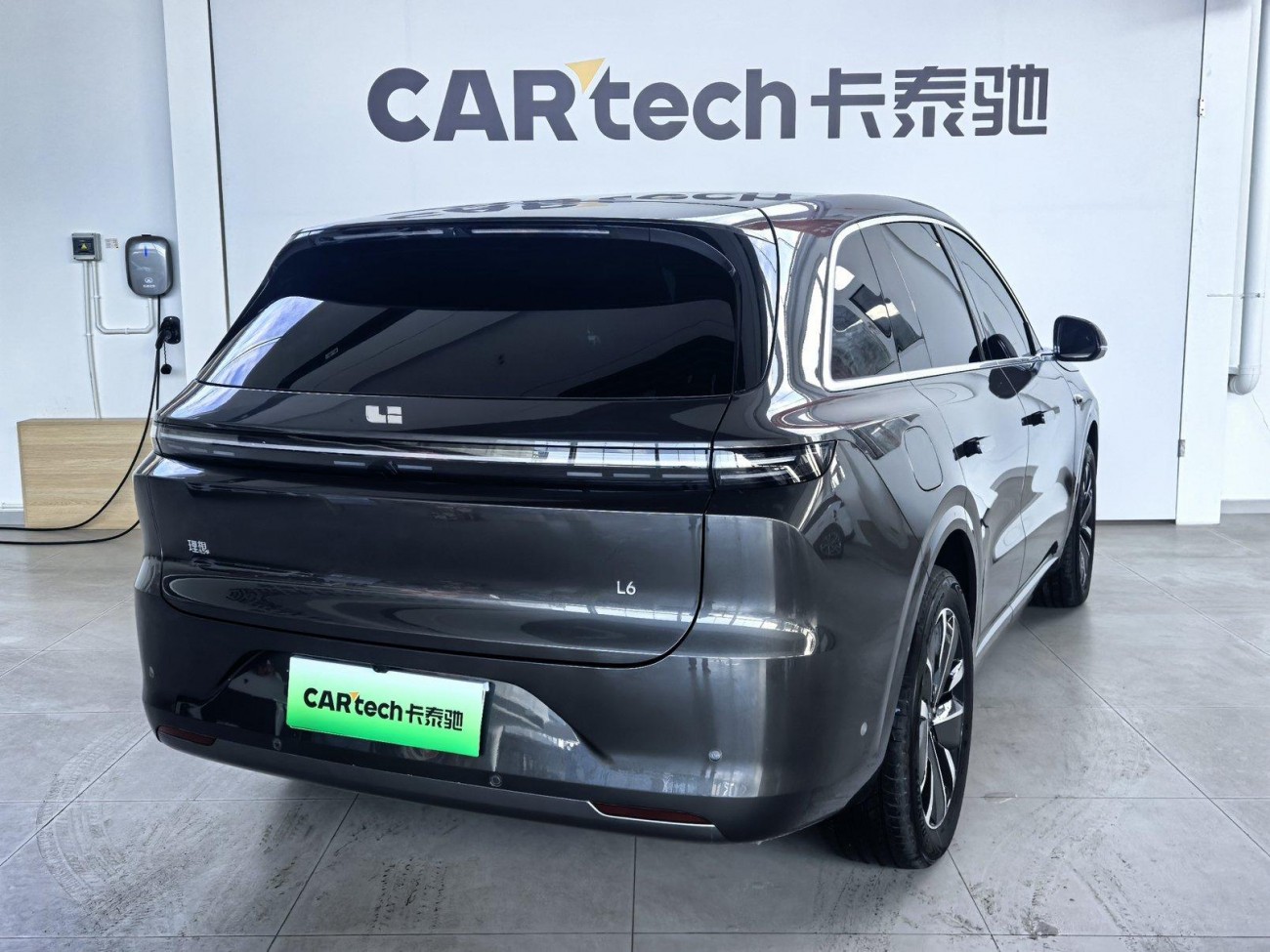 Li Auto L6 2025
