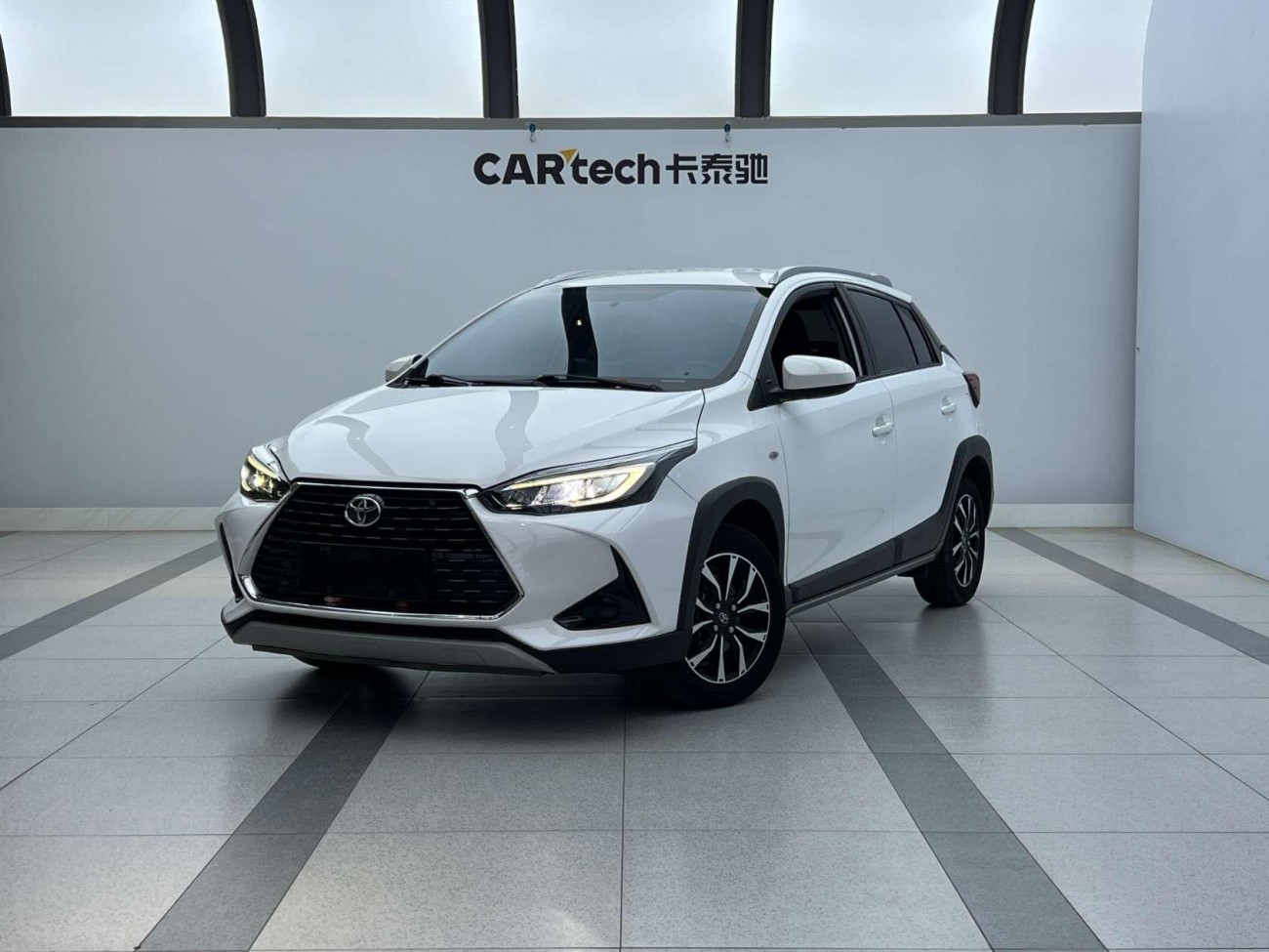 Toyota YARiS L 2022