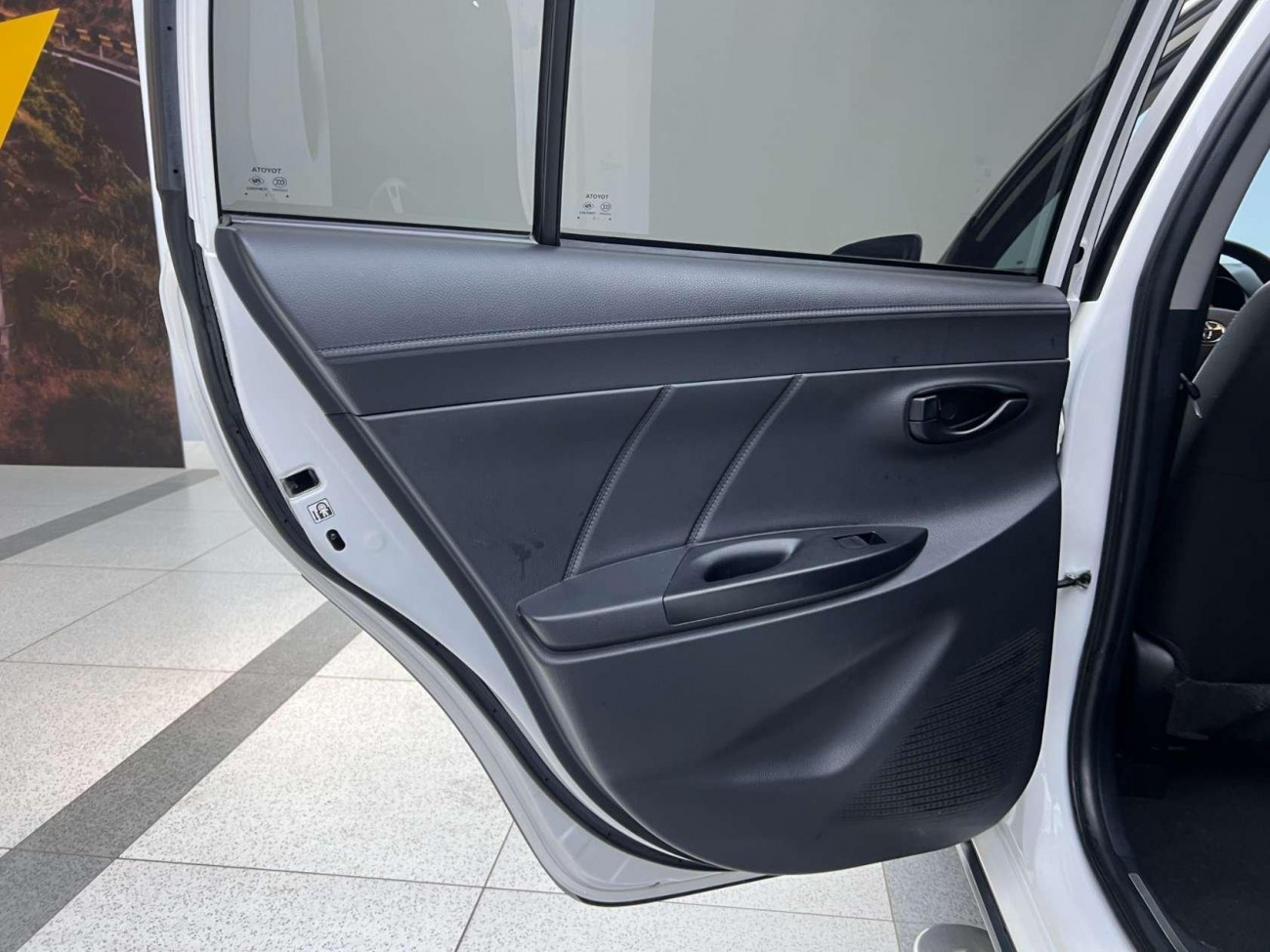 Toyota YARiS L 2022