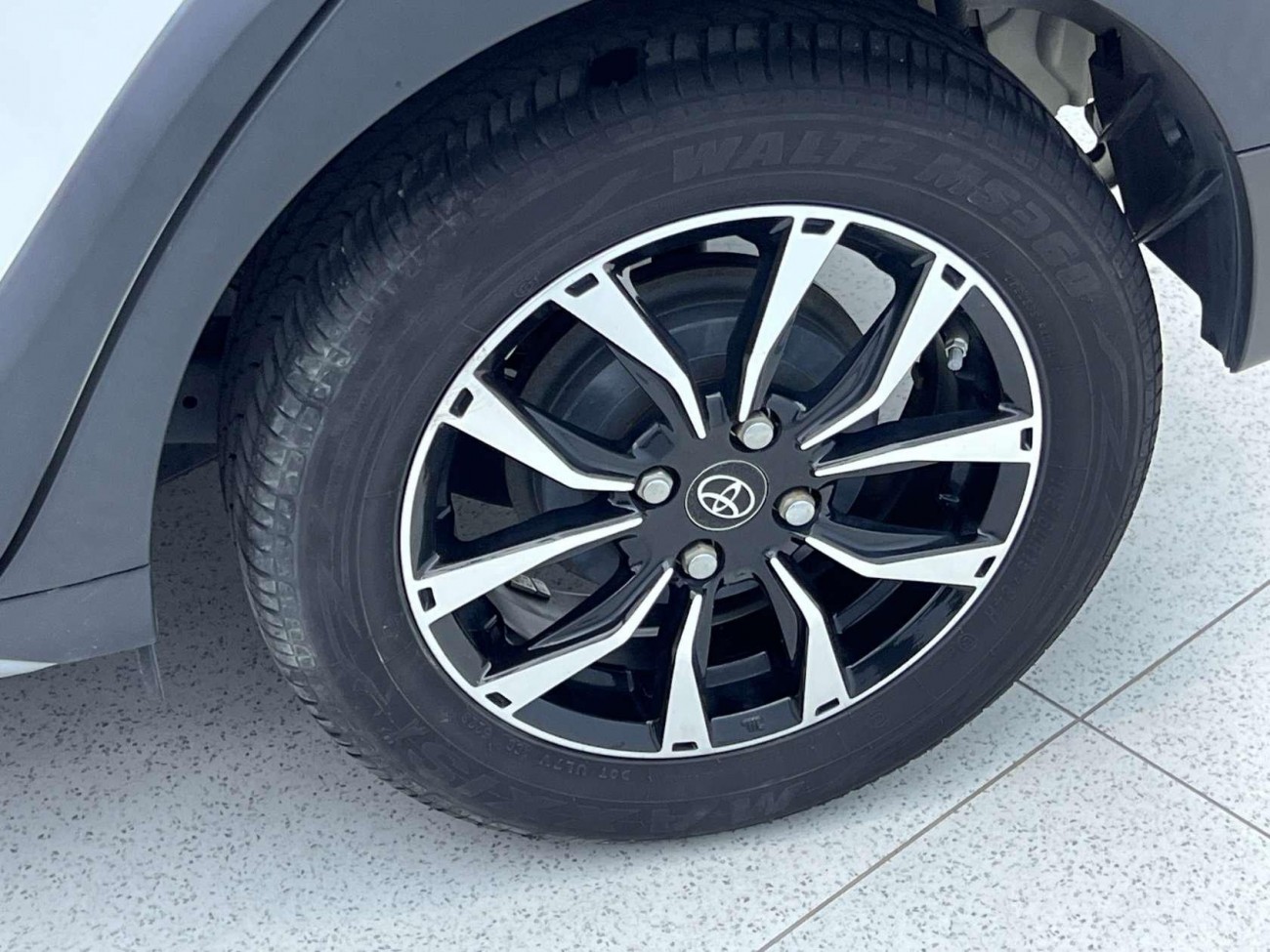 Toyota YARiS L 2022