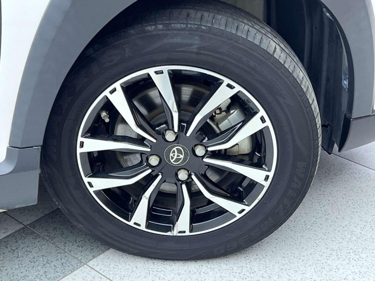 Toyota YARiS L 2022