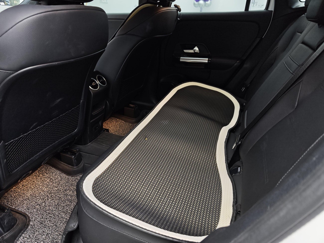 Mercedes-Benz GLA 200 2023
