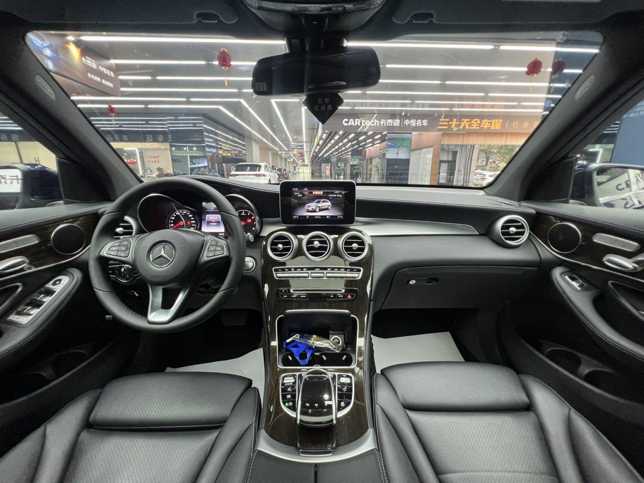 Mercedes-Benz GLC 260 4MATIC 2018