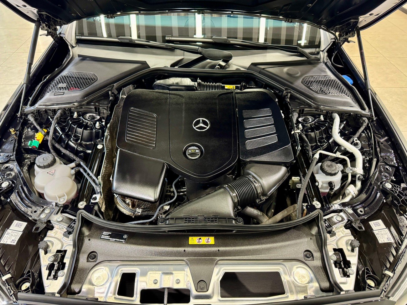 Mercedes-Benz E 350 e 2024