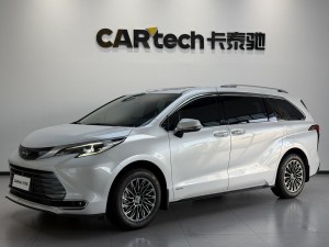 Toyota Sienna 2024