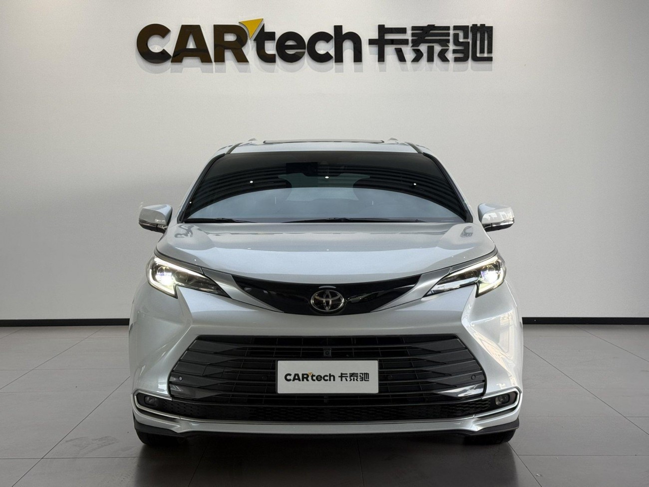 Toyota Sienna 2024