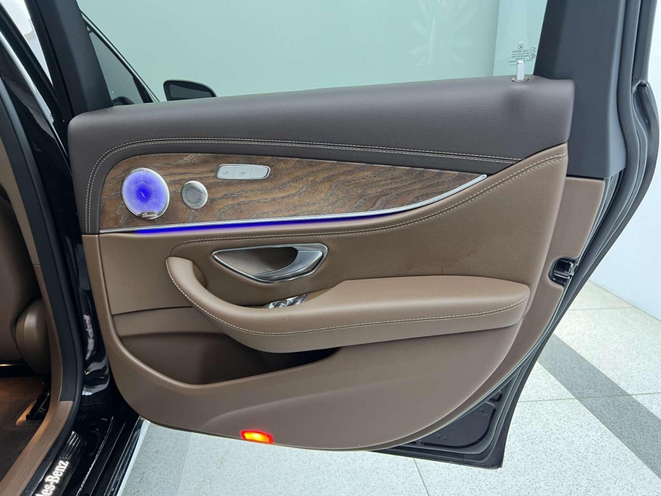 Mercedes-Benz E 260 L 2023