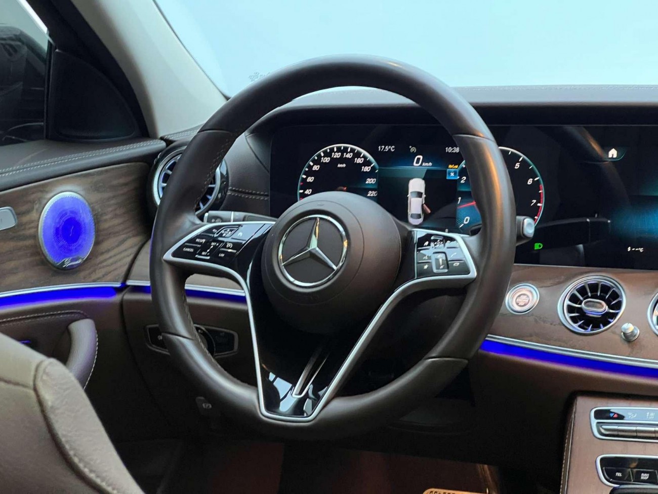 Mercedes-Benz E 260 L 2023