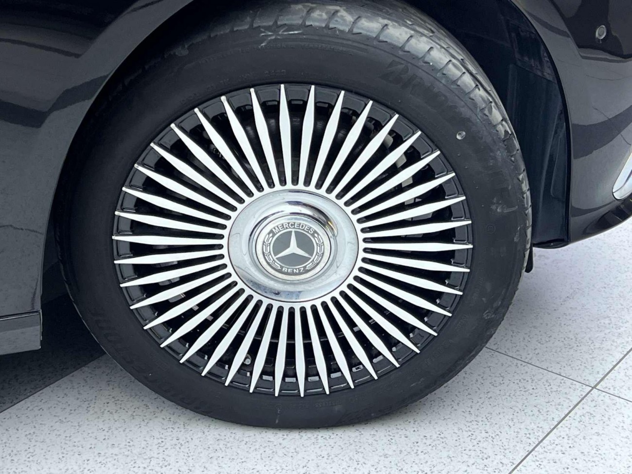 Mercedes-Benz E 260 L 2023