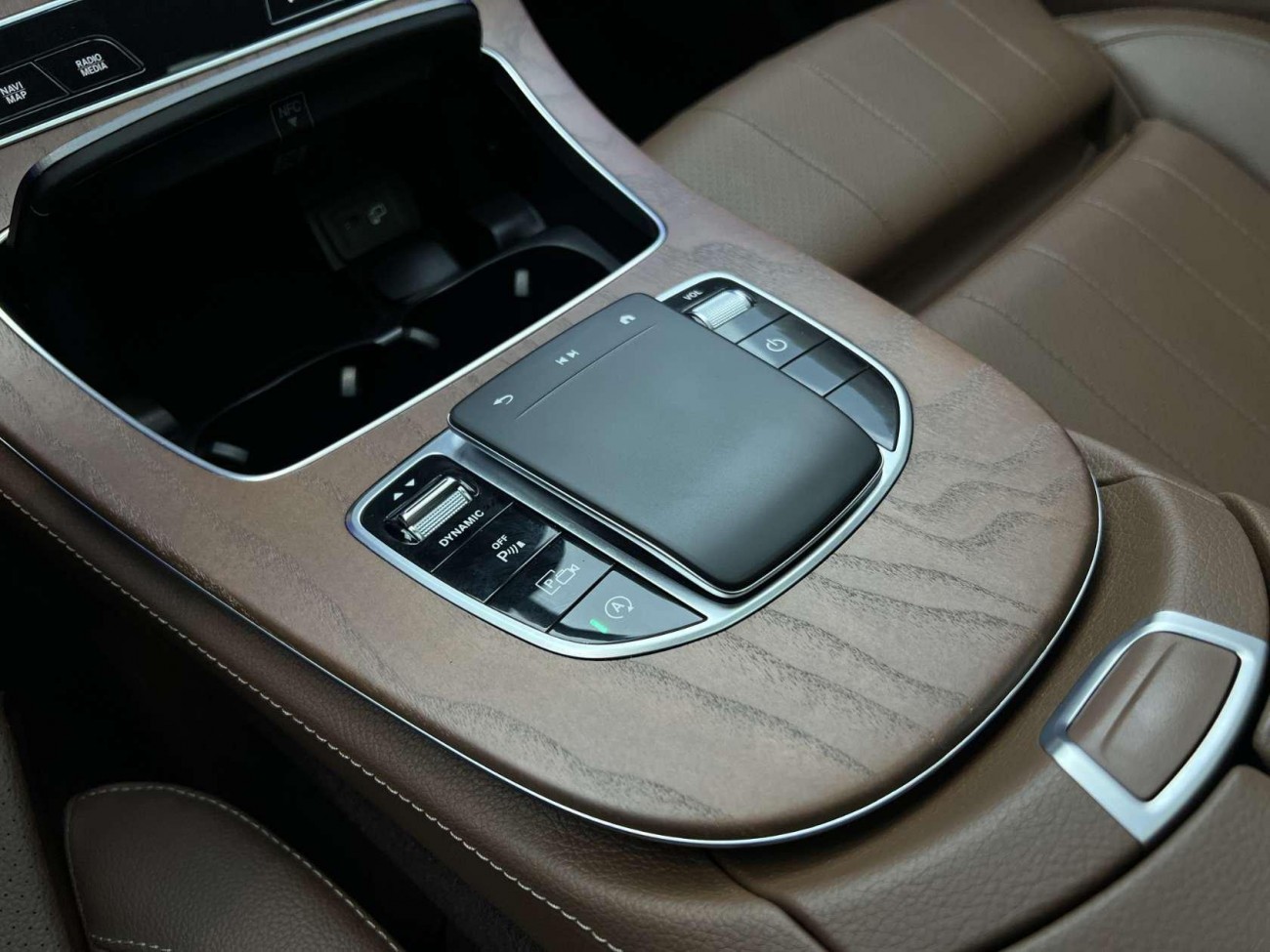 Mercedes-Benz E 260 L 2023