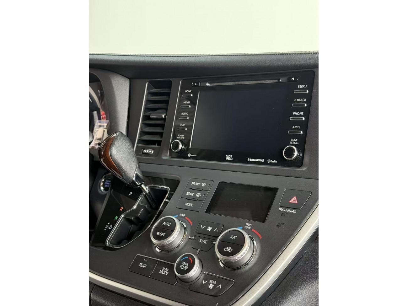 Toyota Sienna 2021