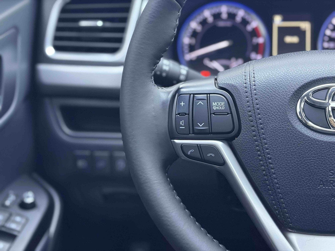 Toyota Highlander 2019