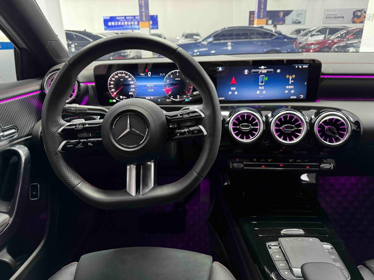 Mercedes-Benz A 200 L 2024