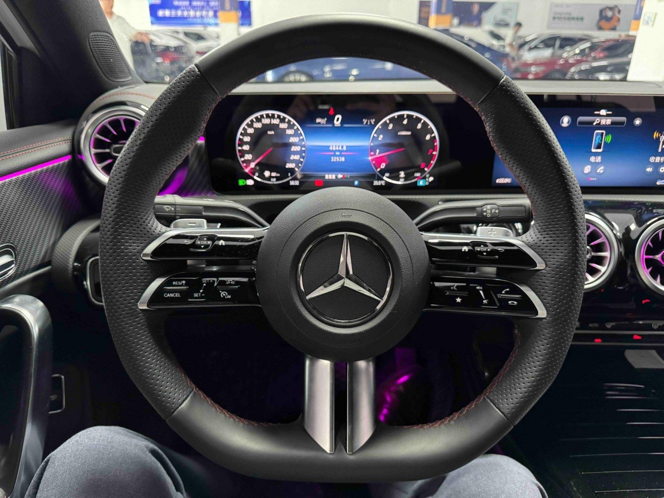 Mercedes-Benz A 200 L 2024