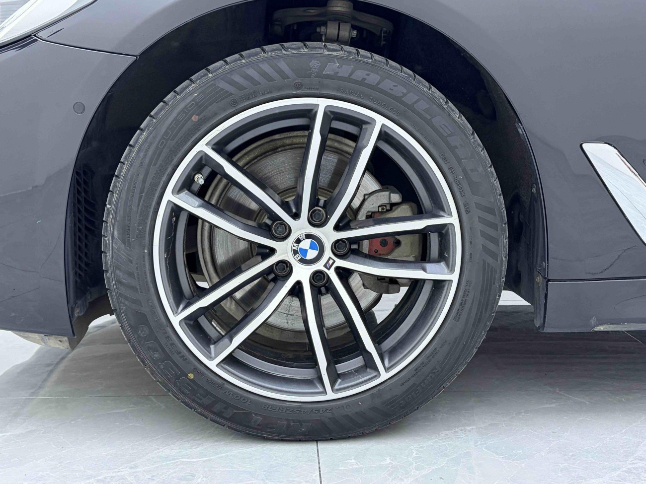 BMW 525Li 2021