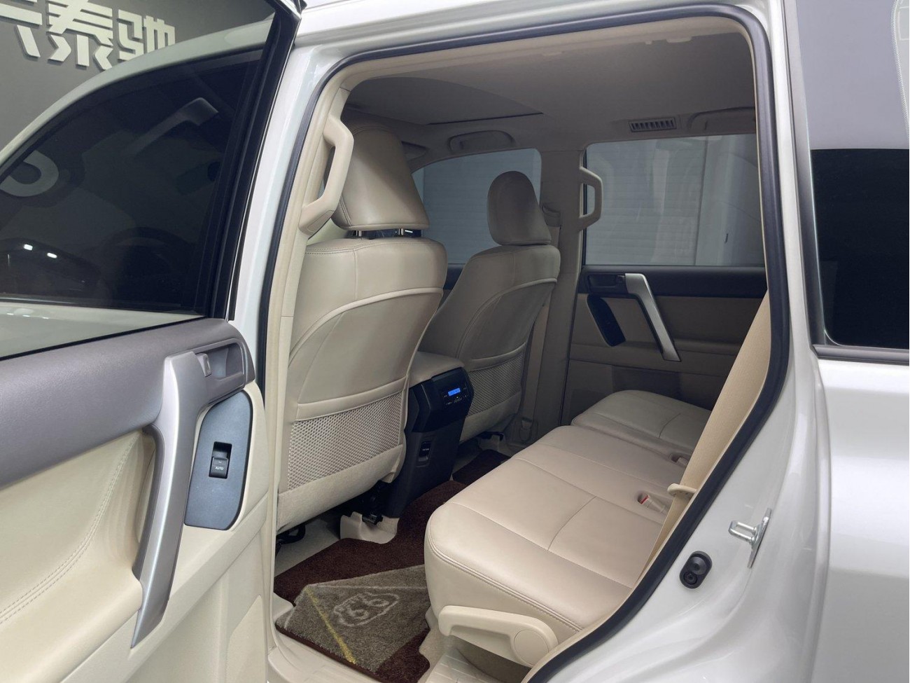 Toyota Prado 2019