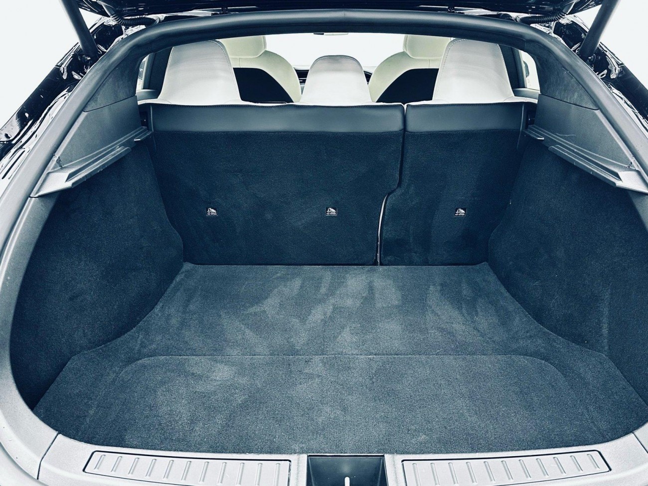 Tesla Model S 2020