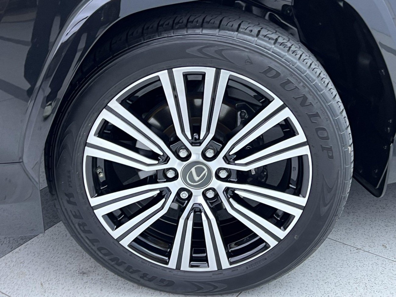 Lexus LX 600 2024