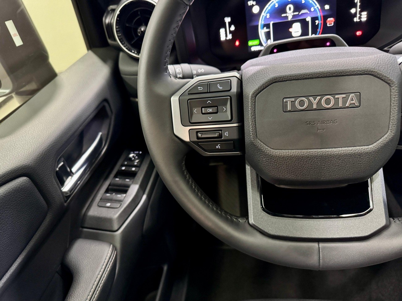 Toyota Prado 2025