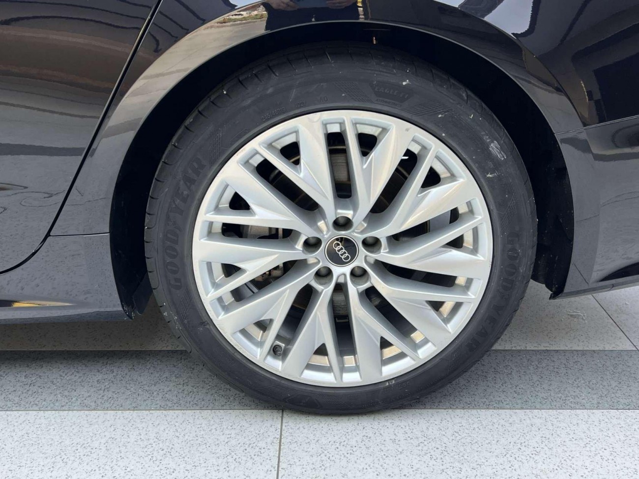 Audi A7L 45 TFSI 2024