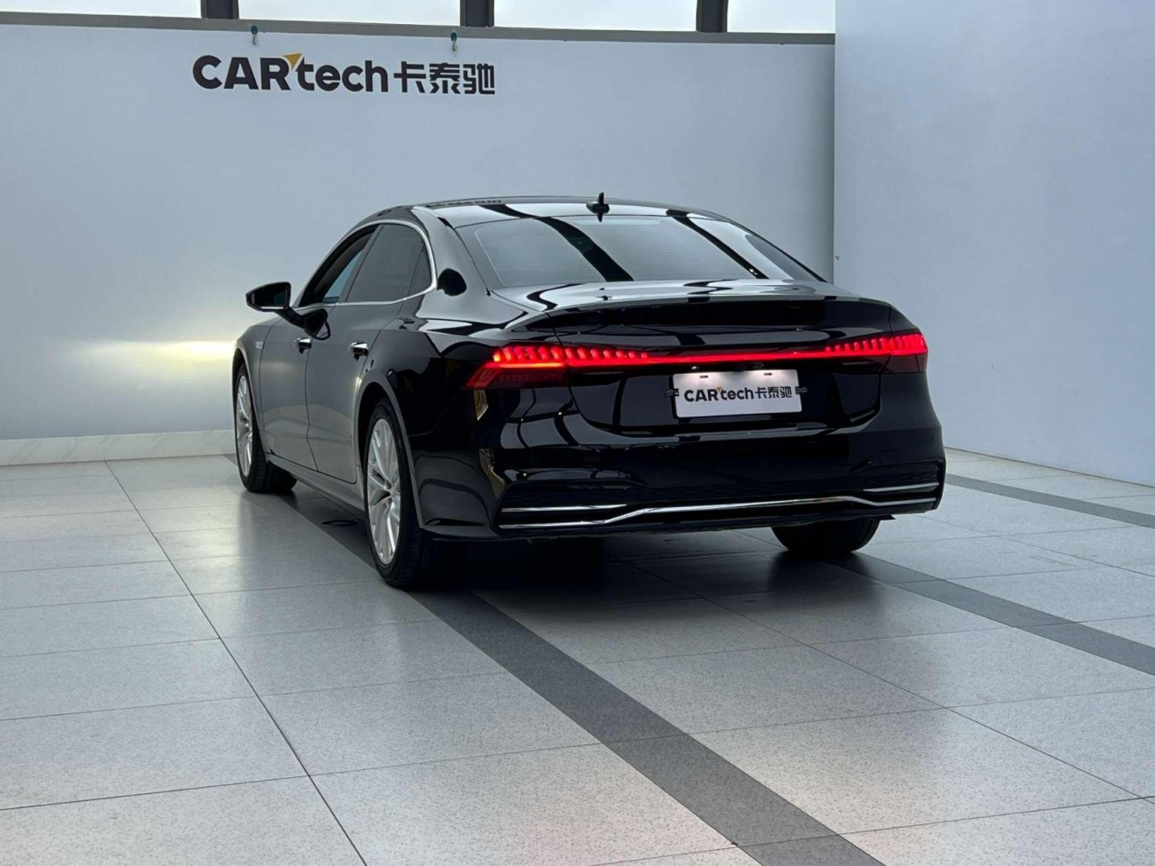 Audi A7L 45 TFSI 2024