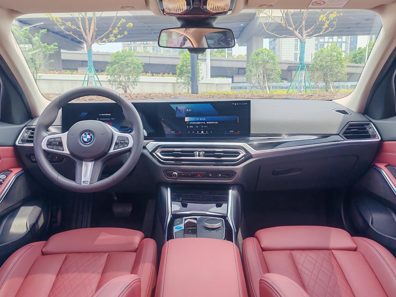 BMW i3 2024