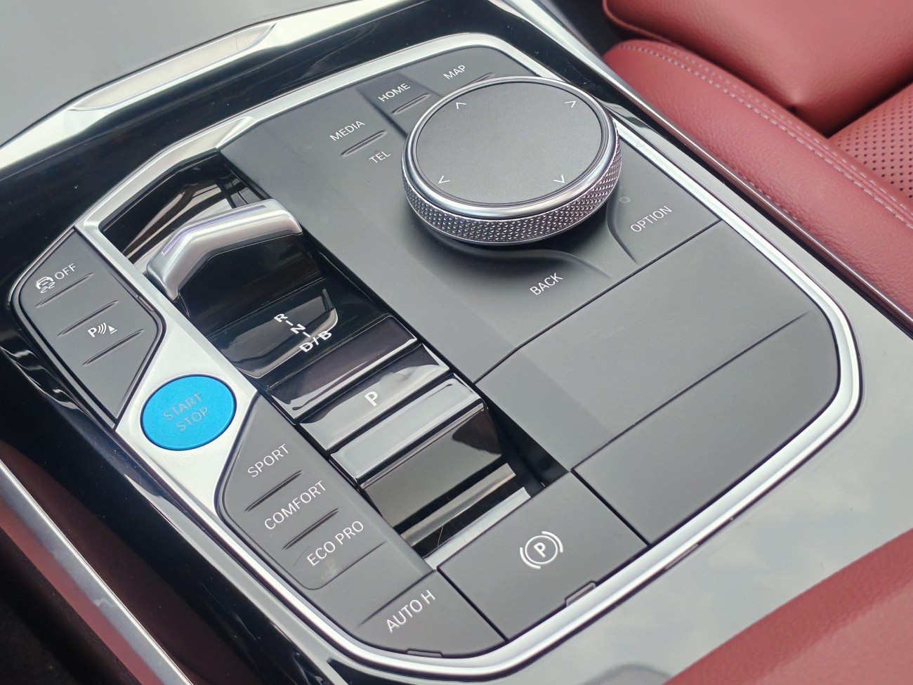 BMW i3 2024