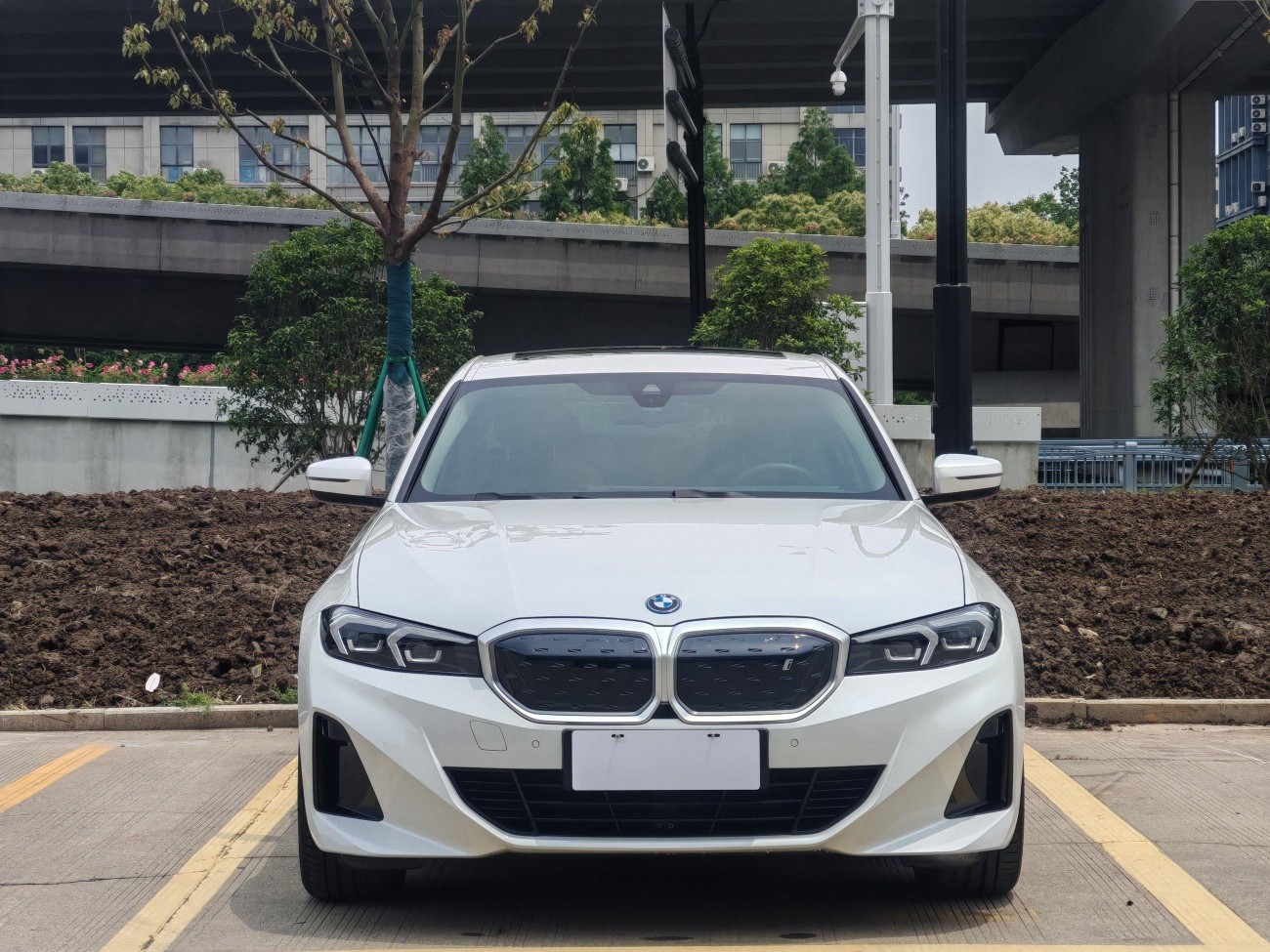 BMW i3 2024