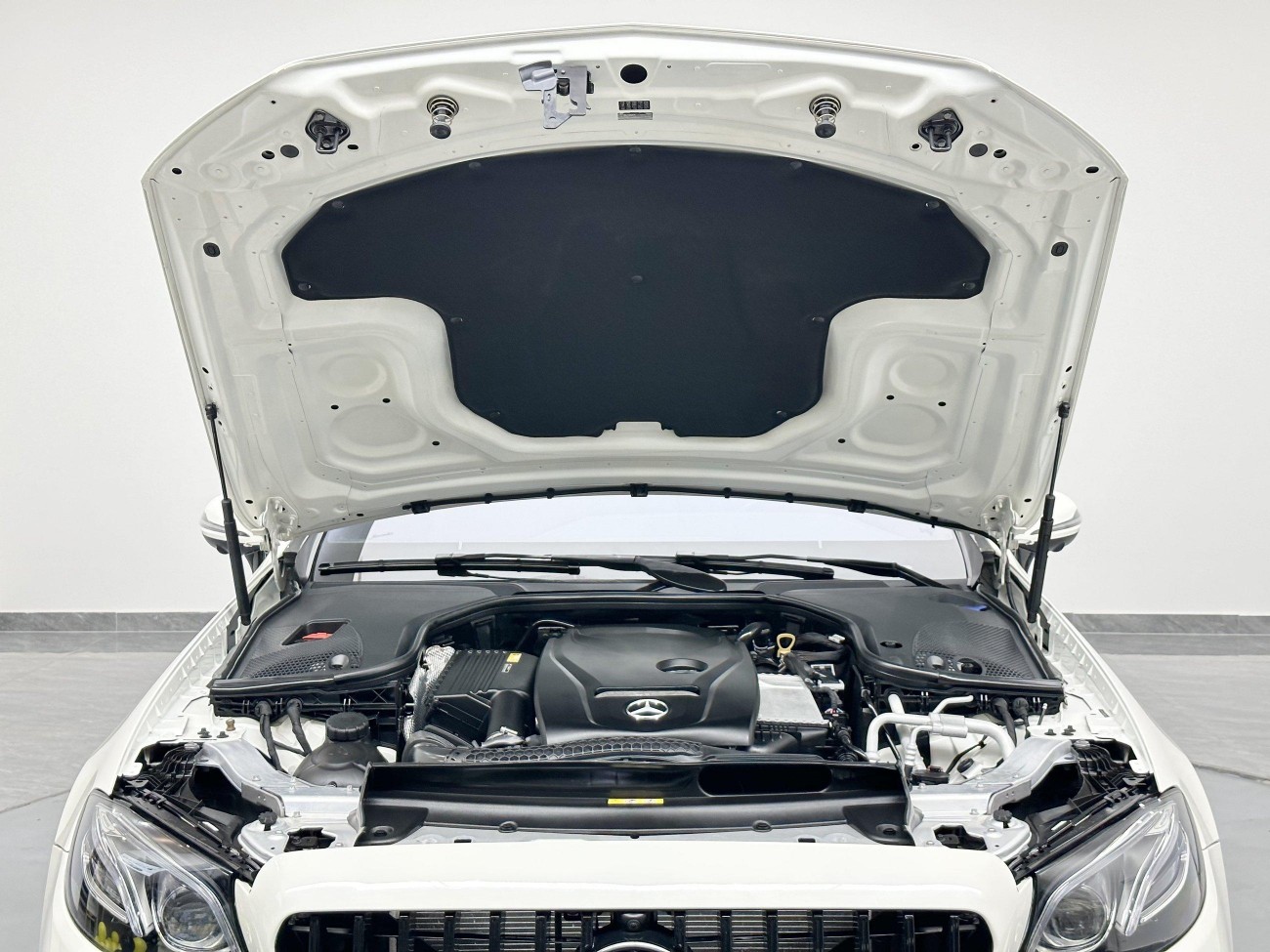 Mercedes-Benz E300 2018