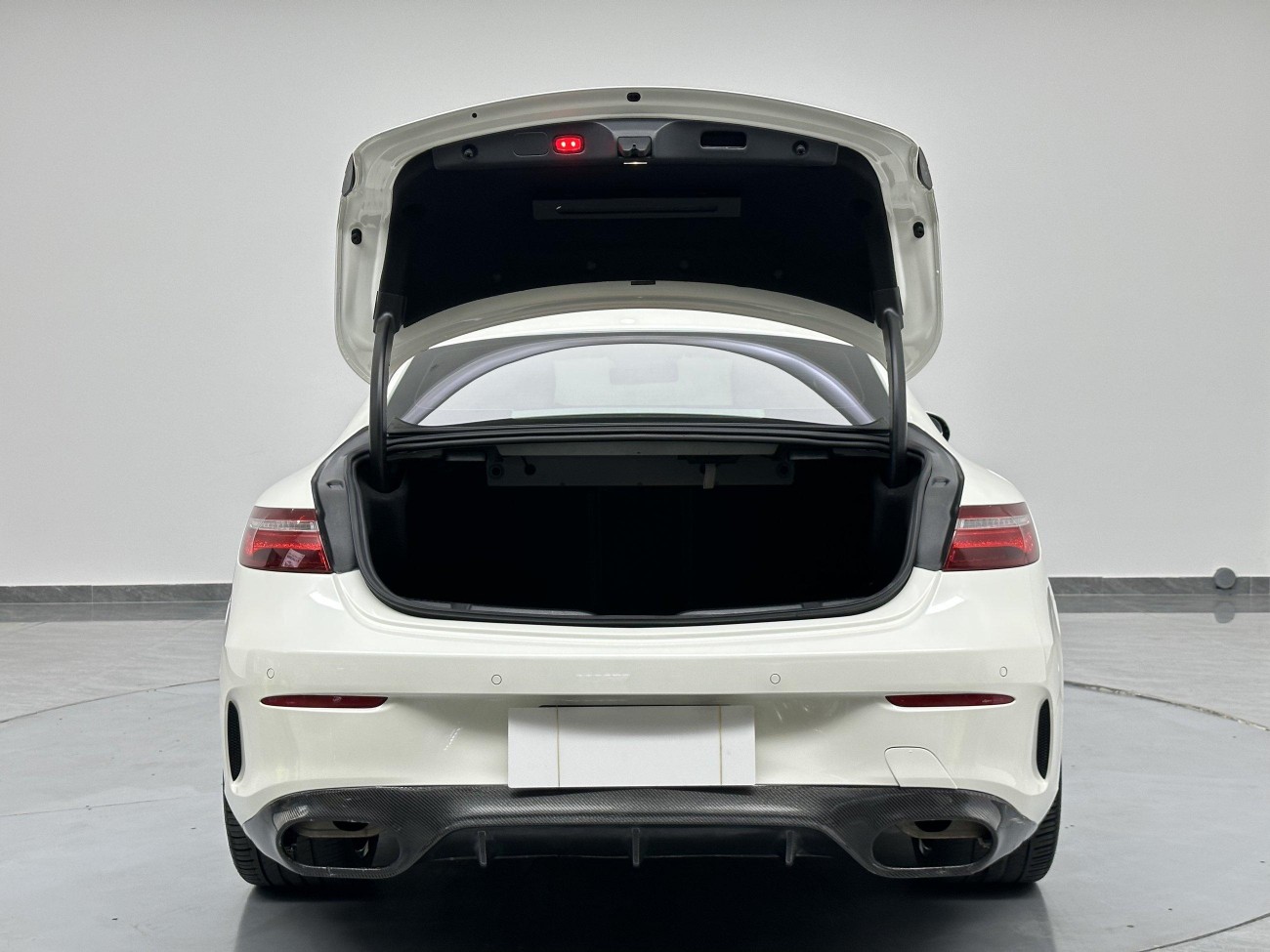 Mercedes-Benz E300 2018