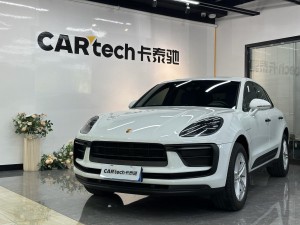 Porsche Macan 2022